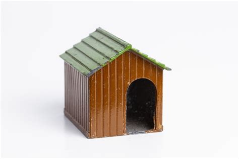 toy metal dog house made in england|Vintage Britains Ltd Toys Diecast Dog House, Made in England.